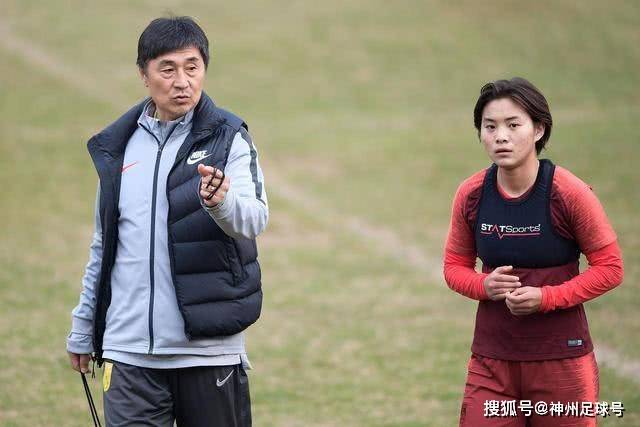 尼克斯与怀斯曼签署训练营协议，竞争名额正式开启